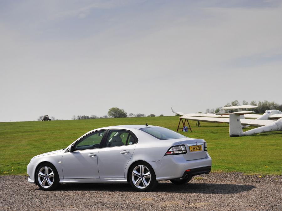  Saab 9-3 Aero Sport Sedan 2008 года  (UK) (фото 9 из 12)